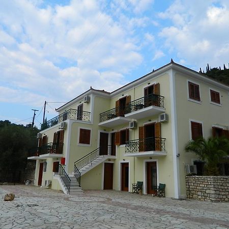 ואטי Forkis Apartments מראה חיצוני תמונה