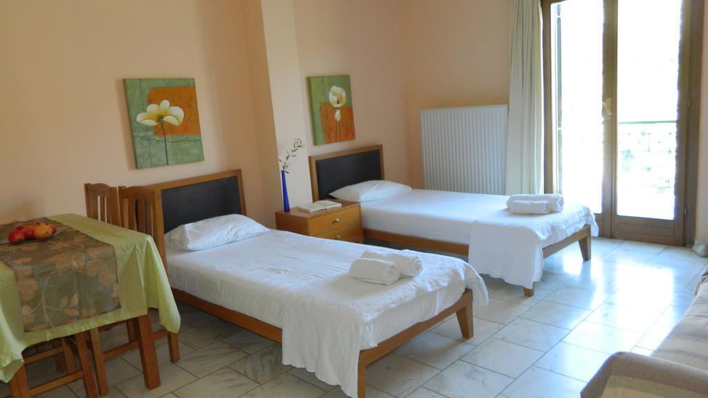 ואטי Forkis Apartments מראה חיצוני תמונה